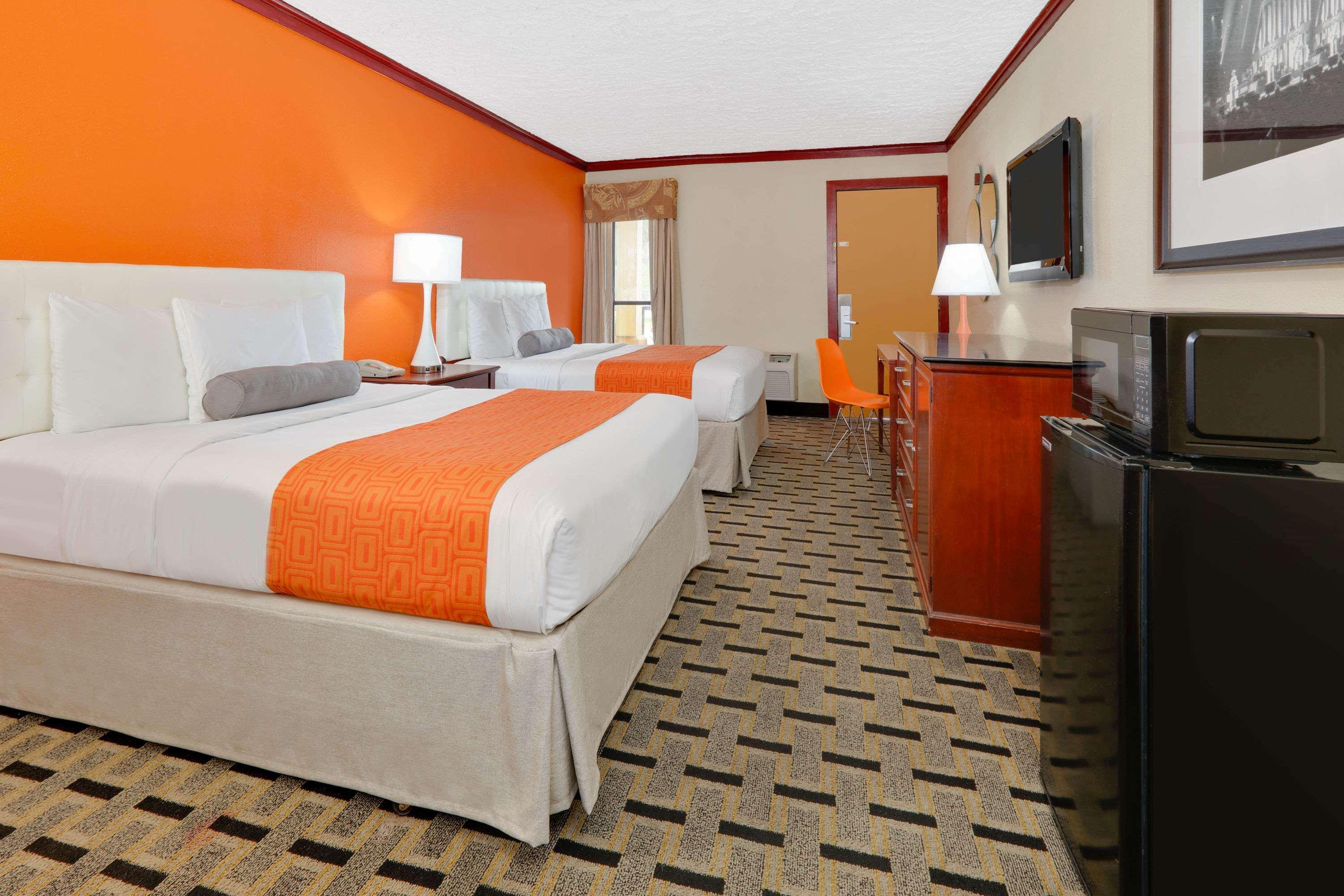 Howard Johnson By Wyndham San Marcos Εξωτερικό φωτογραφία