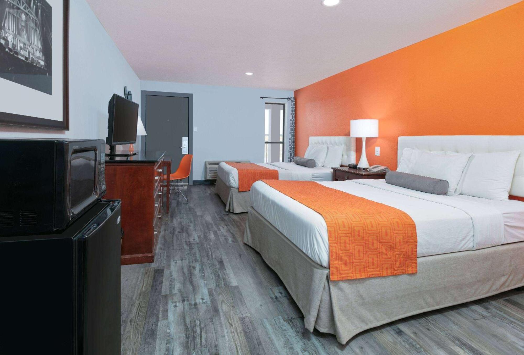 Howard Johnson By Wyndham San Marcos Εξωτερικό φωτογραφία