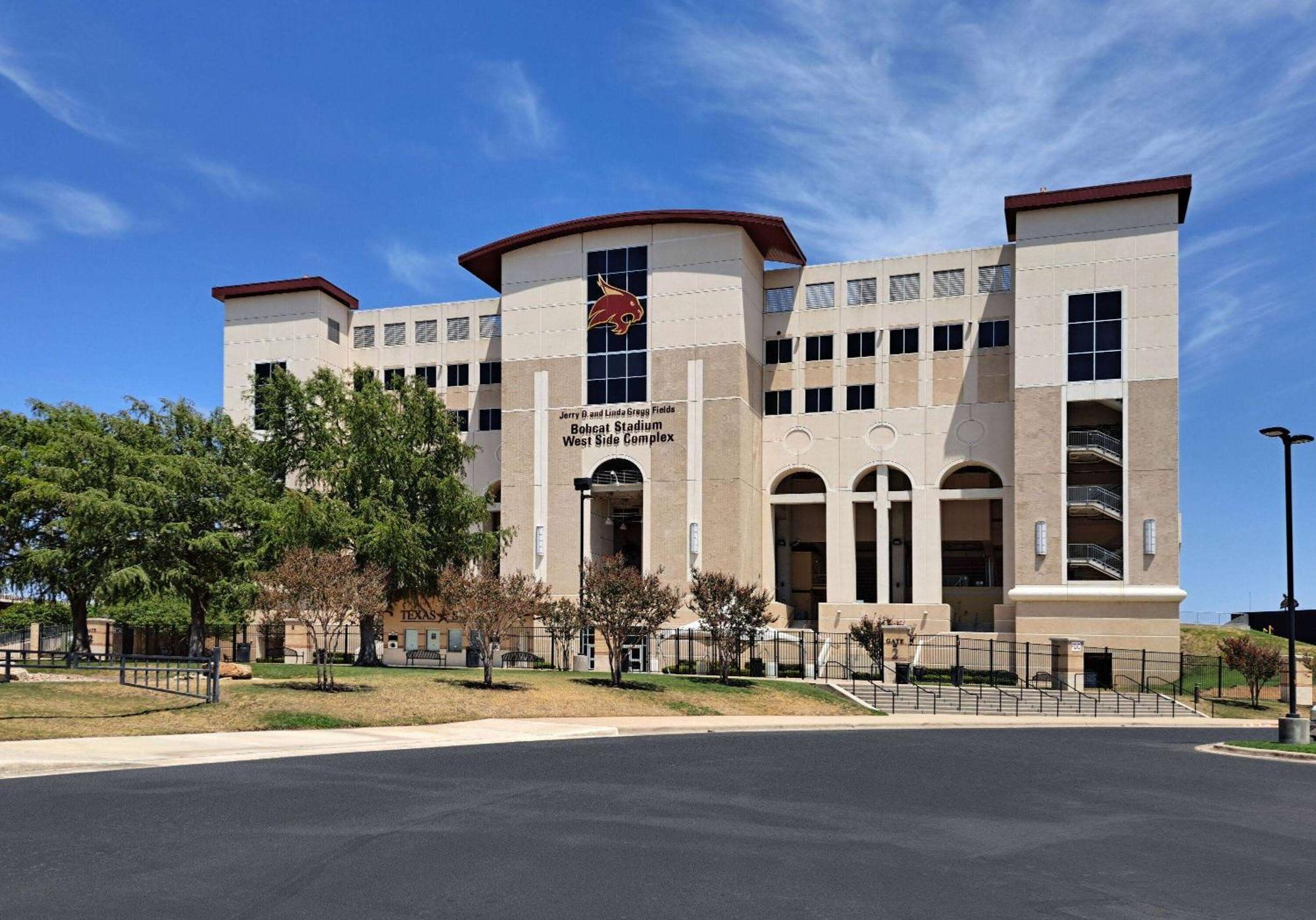 Howard Johnson By Wyndham San Marcos Εξωτερικό φωτογραφία